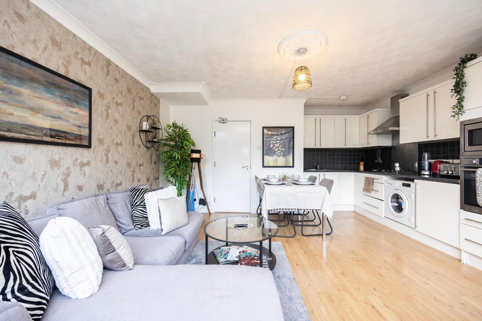Trendy 4 Bed Apartment Near Vibrant Shoreditch W Balcony And Walking Distance To Tube London Exterior photo